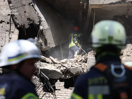 Де в столиці працюють штаби для допомоги постраждалим внаслідок атаки РФ та що там можна отримати, - КМДА