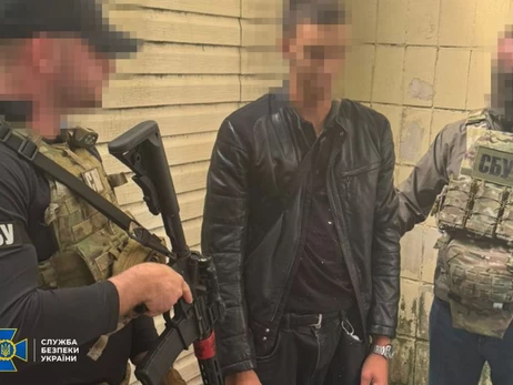 У Києві затримали 17-річного випускника школи, який коригував удари РФ по столиці