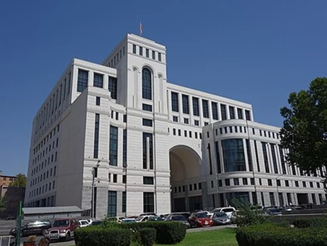 В Армении заявили, что не позволят третьим странам размещать войска на своей территории