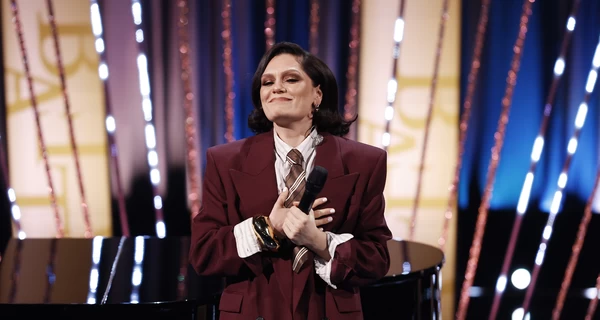 Jessie J рассказала о результатах операции: У меня нет распространения рака