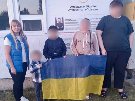 Из оккупации вернули семерых детей - за отказ от российского паспорта им ограничивали медпомощь