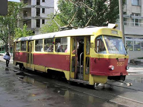 Скоростной трамвай на Борщаговку временно закроют 