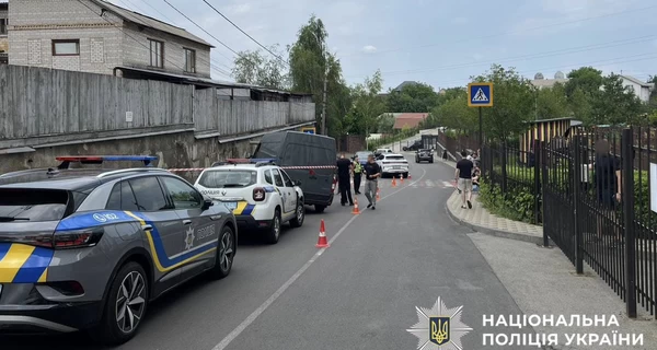 На Киевщине погиб 9-летний мальчик, на которого покатился микроавтобус без водителя