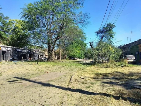 Россияне ударили дронами по зданию ТЦК и конюшни в Одессе, - соцсети