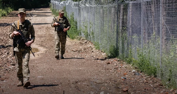 Во Львовской ОВА объяснили, почему разрешили выехать мужчинам по письмам с подписью Александра III