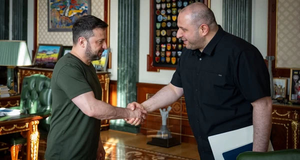  Зеленский провел разговор с Умеровым и анонсировал перестановки в Минобороны 