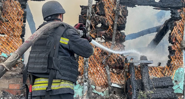 Россия ударила по Сумщине, два человека погибли, среди пострадавших - ребенок