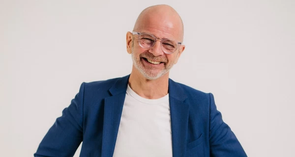 Зря смеялись: автор книги 