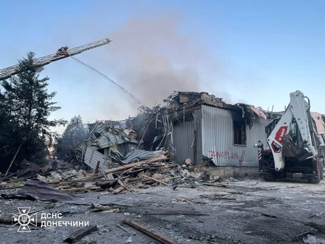 Число погибших в Доброполье увеличилось до трех