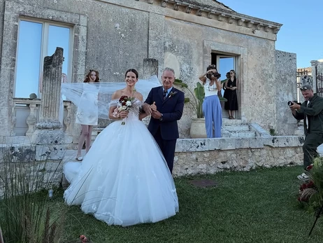 43-річна дочка Стінга вийшла заміж і показала фото із весілля в Італії