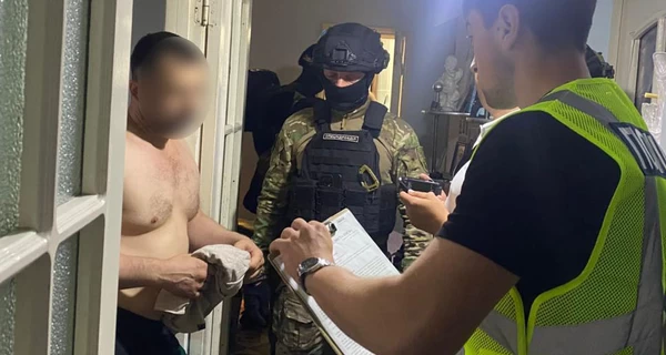 Полиция задержала 