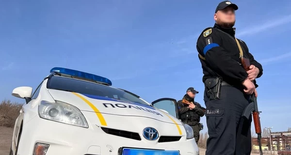 В Ровно нетрезвый водитель убегал от полиции и врезался в магазин