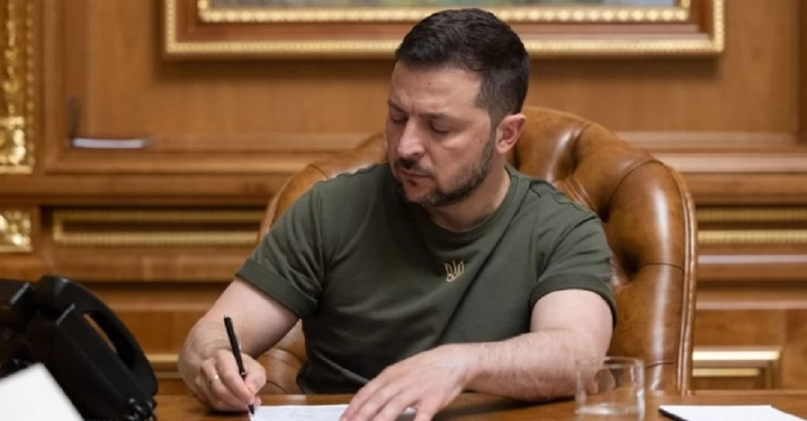 Зеленский ввел в действие решение СНБО о моратории на проверки бизнеса госорганами