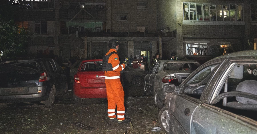 Росіяни вдарили по Сумах та області, серед постраждалих двоє маленьких дітей 