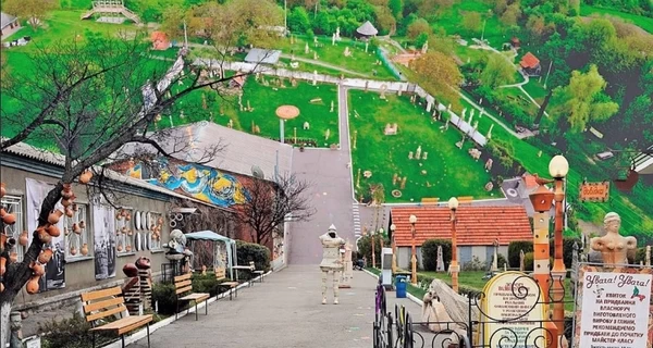 Сливовый рай под обстрелами: в Опошне варят повидло и сушат чернослив, несмотря на войну