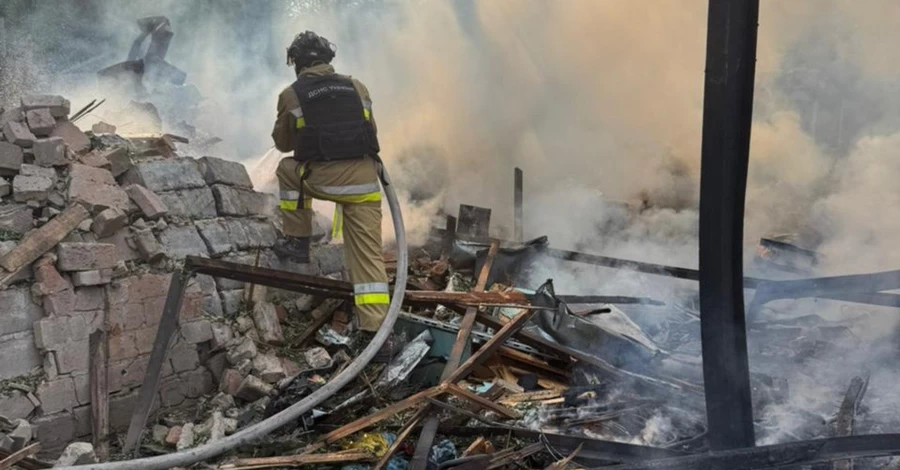 Россияне ударили КАБом по Краматорску, погиб 10-летний мальчик