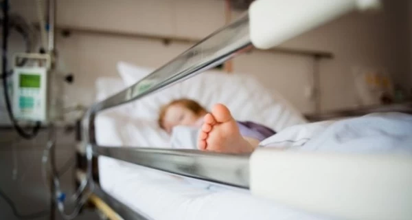 У Львові медики рятують одномісячну дівчинку з менінгітом