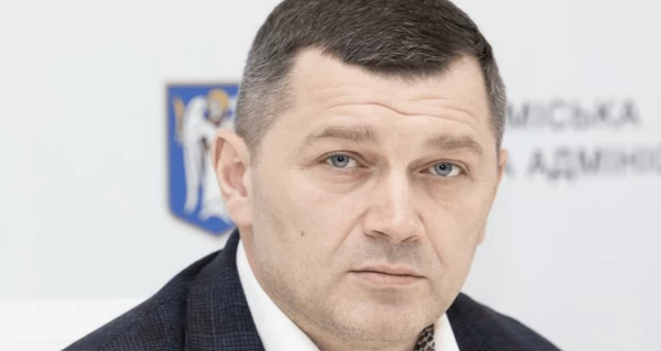 Суд отменил решение Киевсовета об отстранении Николая Поворозника