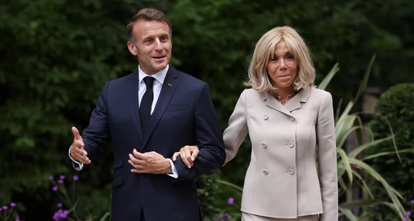 Супруги Макрон подали в суд на блогера, который утверждал, что первая леди Франции 