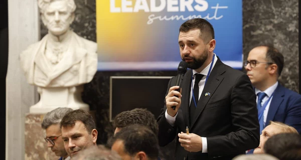 Арахамия говорит, что власть увидела недовольство законом о НАБУ и готова реагировать