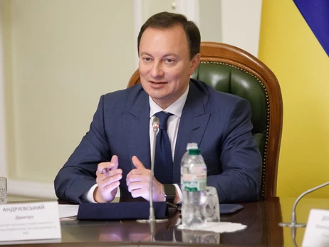 Экс-нардепу грозит 12 лет за решеткой за мошенничество 