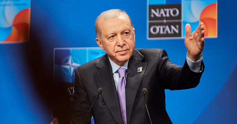 Ердоган анонсував переговори з Трампом і Путіним