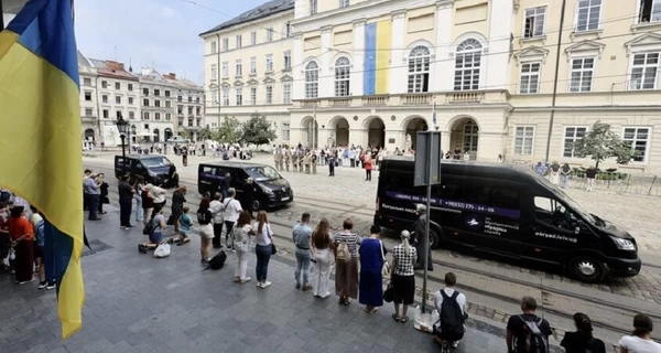 Во Львове прощаются с 12 защитниками, погибшими в российском плену