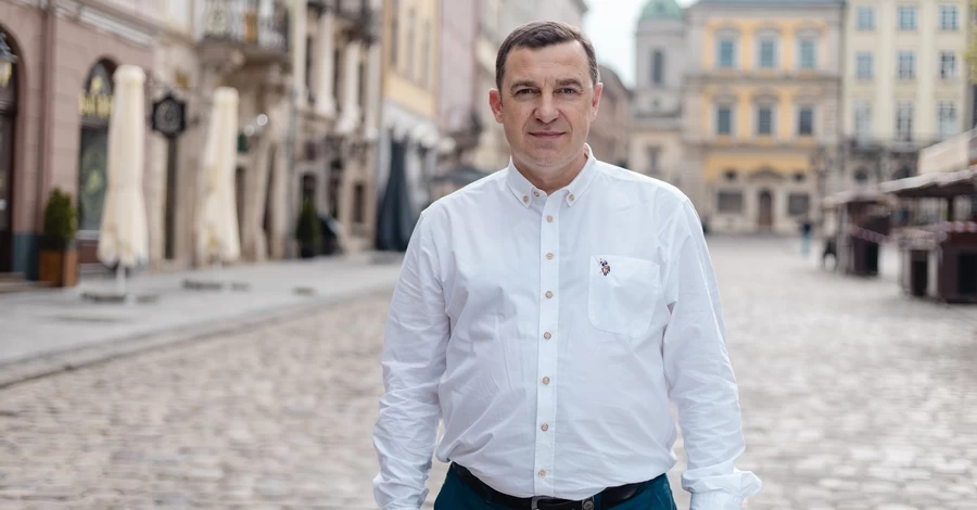 В Ивано-Франковской области в ДТП погиб народный депутат Ярослав Рущишин