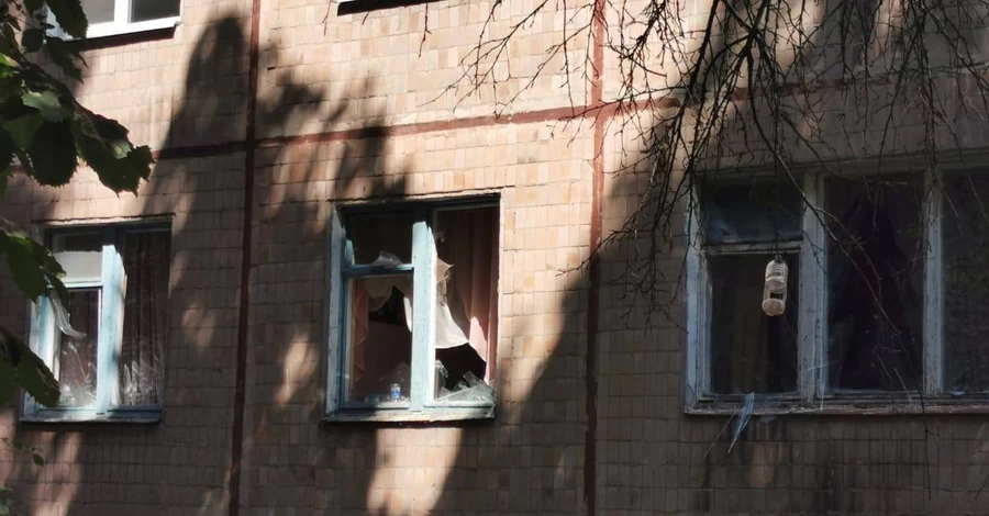 В Сумах после обстрела проблемы со светом, водой и транспортом