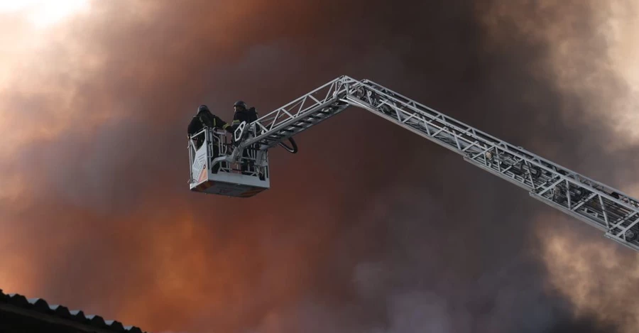 Россияне атаковали 324 дронами и 7 ракетами, под ударом была Хмельницкая область