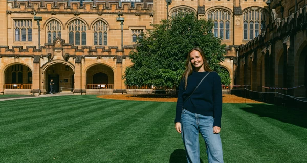 Будет жить в общежитии: принцесса Норвегии переехала в Австралию на учебу