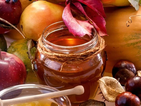 Праздники Спаса-2025: когда будет Медовый, Яблочный и Ореховый Спас