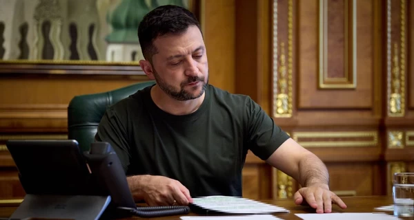 Зеленский анонсировал законопроект, который даст реальные привилегии воинам с Крестом боевых заслуг