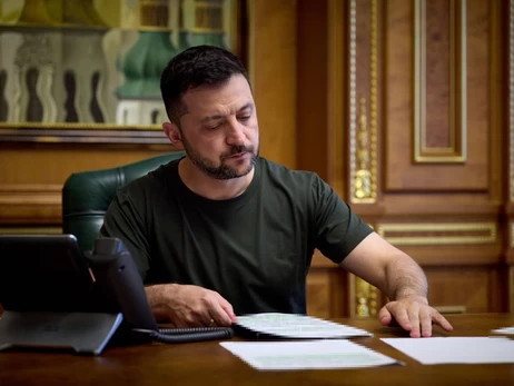 Зеленський анонсував законопроект, який дасть реальні привілеї воїнам із Хрестом бойових заслуг