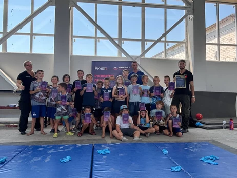 Favbet Foundation и FAST провели тренинг по домедицинской помощи для юных хоккеистов клуба «Морские волки»