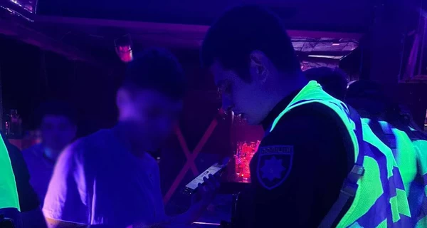 Участников вечеринки в киевском гей-клубе в День траура доставили в ТЦК, - СМИ
