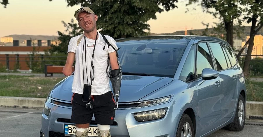 Ветеран зі Львова без рук та ніг: За день за кермом можу наїздити і 150 кілометрів 