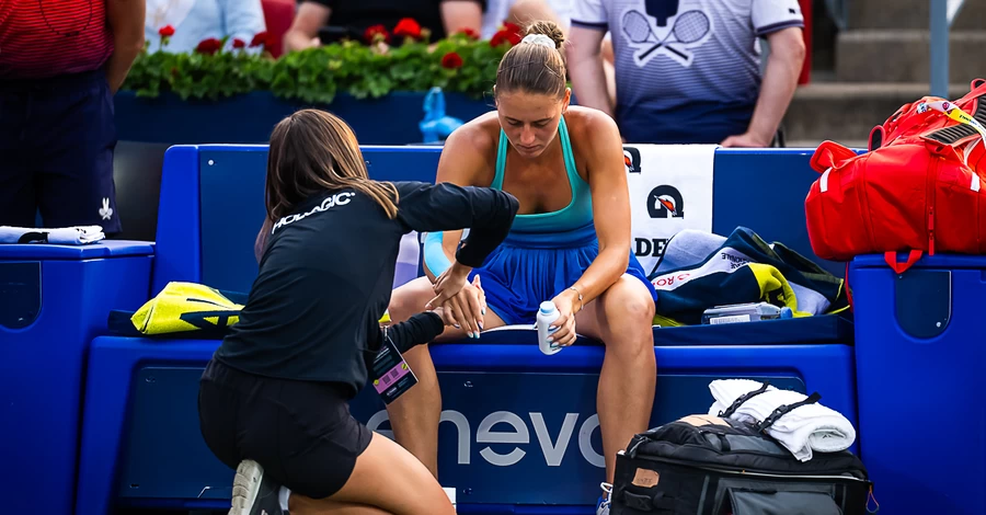 Вторая ракетка Украины Костюк снялась посреди матча из-за травмы 