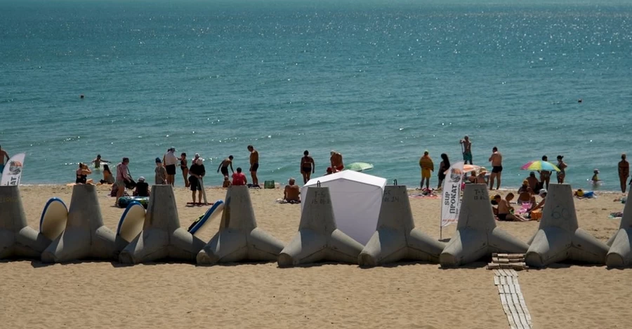 В Одесской области девятый день ищут пропавшего в море подростка