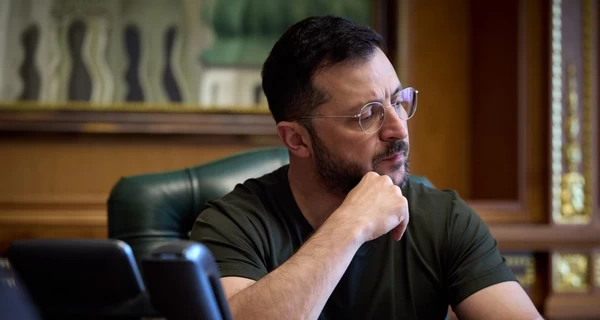 Зеленский и Трамп обсудили по телефону санкции против РФ, оружие для Украины и соглашение о дронах