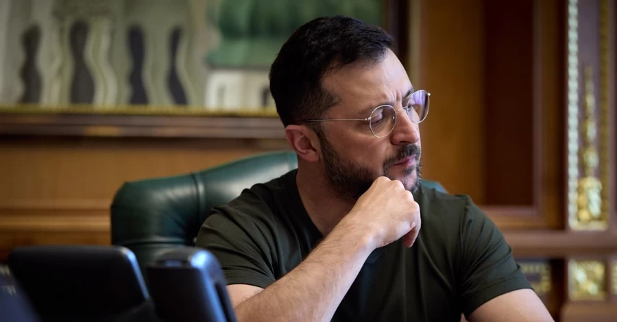 Зеленський і Трамп обговорили по телефону санкції проти РФ, зброю для України та угоду про дрони