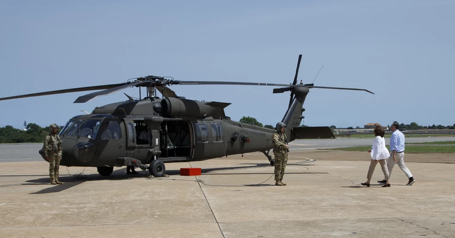 У Гані внаслідок авіакатастрофи загинули два міністри та 5 посадовців