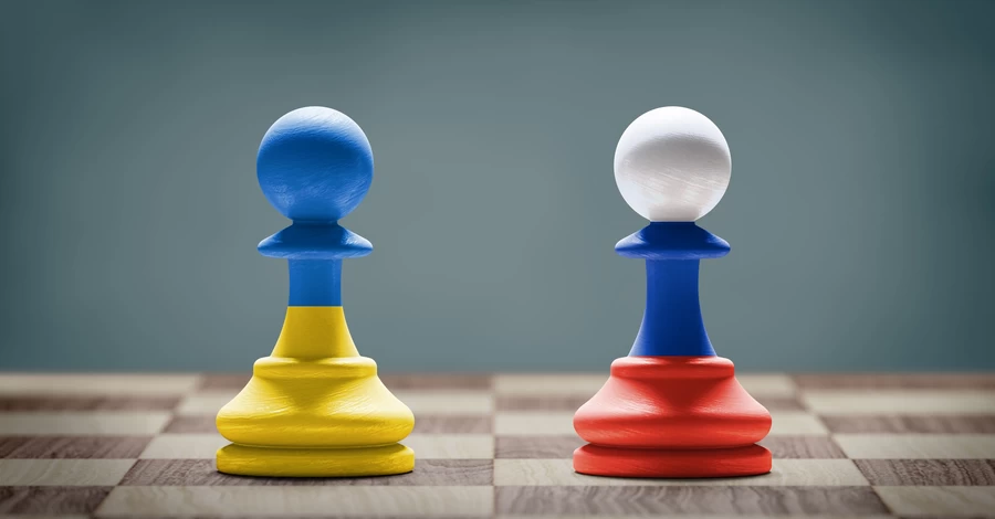 Территории, армия и НАТО: политологи о «красных линиях» Украины в президентских переговорах