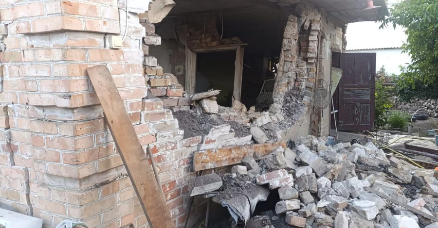 Россияне нанесли ракетный удар по Днепру, раненые три человека