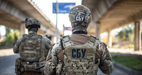 СБУ ударила дронами по складу 