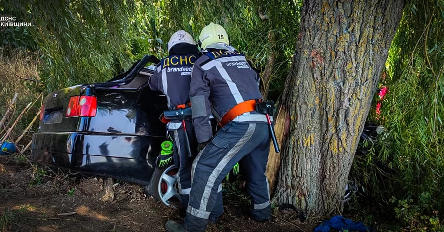 На Київщині сталася смертельна ДТП - загинула дитина, постраждала жінка 