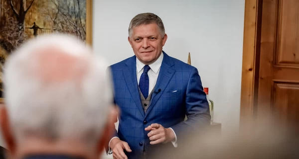 Фицо сравнил Украину с травой в споре слонов, МИД отреагировал