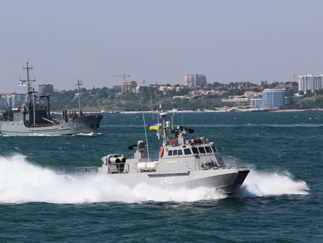 У ВМС закликали з'ясувати долю своїх чотирьох зниклих моряків