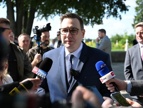 Глава МЗС Чехії прибув з візитом в Україну