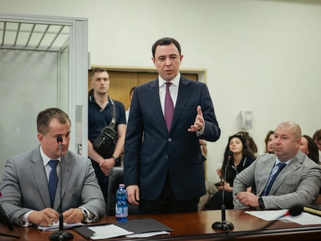 С зама Кличко Прокопива сняли браслет: Четыре месяца дома с этой «штукой»